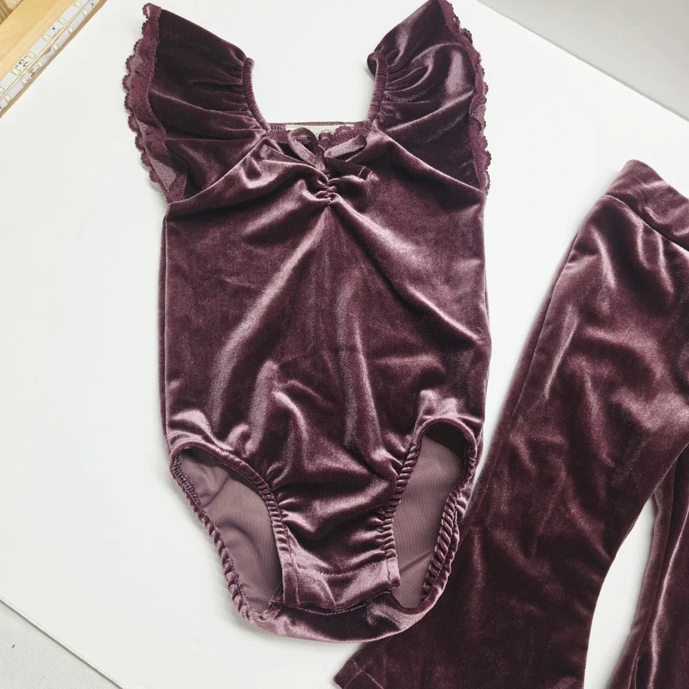 Jessica Simpson Bodysuit Pants Set Kids 6/9M Plum Velvet Ruffle Flare